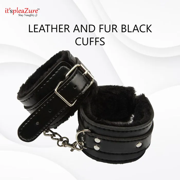 Itspleazure Restraints Itspleazure Leather And Fur Black Cuffs