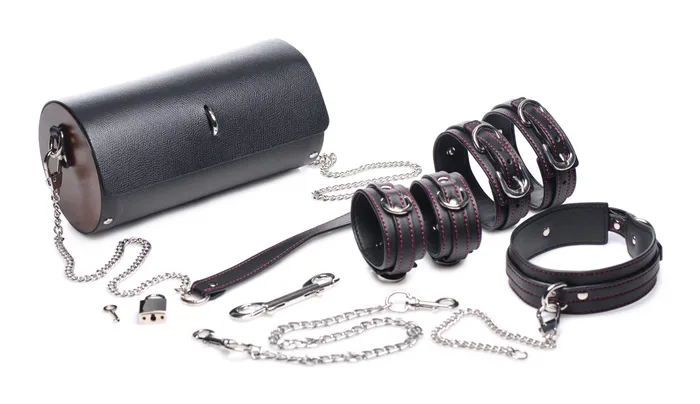 XR Brands Master Series Kinky Clutch Vibrators