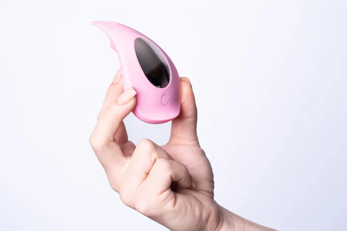 Sera Clitoral Layon Bullet Vibrator Pink Maia Toys Female Sex Toys